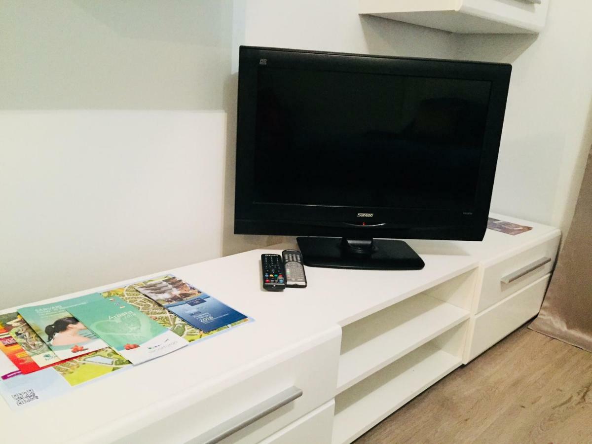Miracle Apartman Sarvar Apartment ภายนอก รูปภาพ